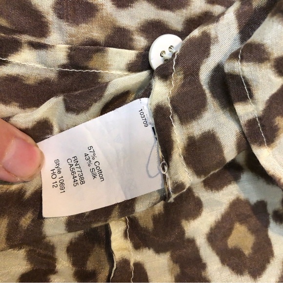 J Crew Womens Perfect Button Down Shirt Leopard Animal Print Beige Brown - Picture 10 of 12
